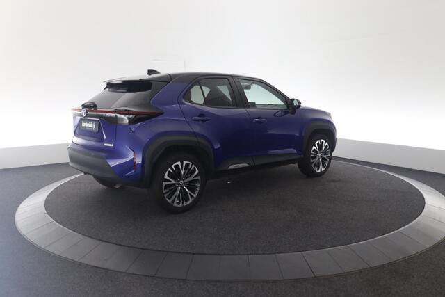 Toyota YARIS Cross 1.5 Hybrid Executive | Navi | Head-up