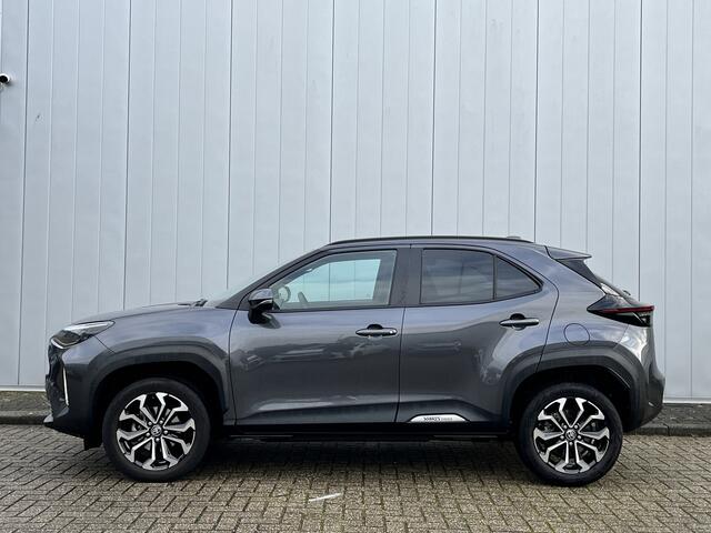 Toyota YARIS Cross 1.5 Hybrid 115 First Edition Nieuw Model Stoel stuurverwarming PDC Apple Carplay Android auto