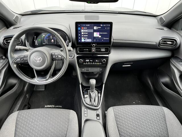 Toyota YARIS Cross 1.5 Hybrid 115 First Edition Nieuw Model Stoel stuurverwarming PDC Apple Carplay Android auto