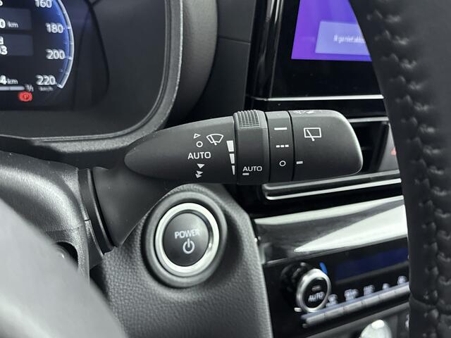 Toyota YARIS Cross 1.5 Hybrid Executive Parkeersensoren voor en achter | Panaoramadak |