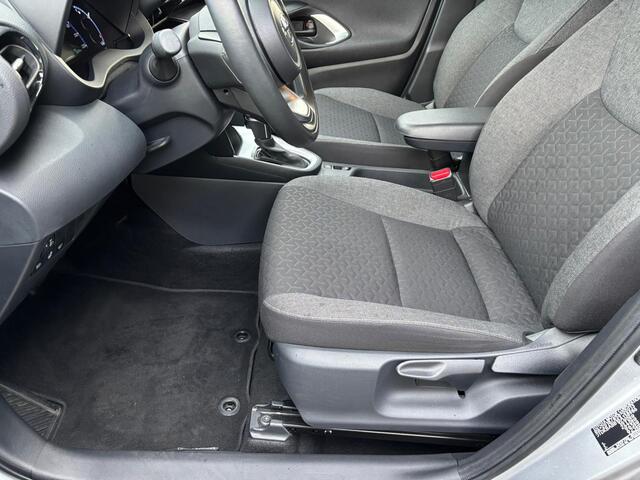 Toyota YARIS Cross 1.5 Hybrid Dynamic,Navi,stoelverw,1 jaar garantie