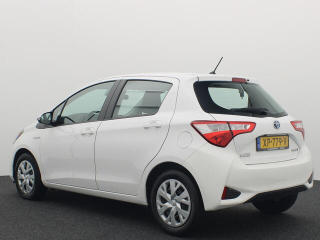 Toyota YARIS 1.5 Hybrid Active HANDGAS / MINDERVALIDE AANPASSING / NAVI / CAMERA / CLIMA / CRUISE / NL-AUTO