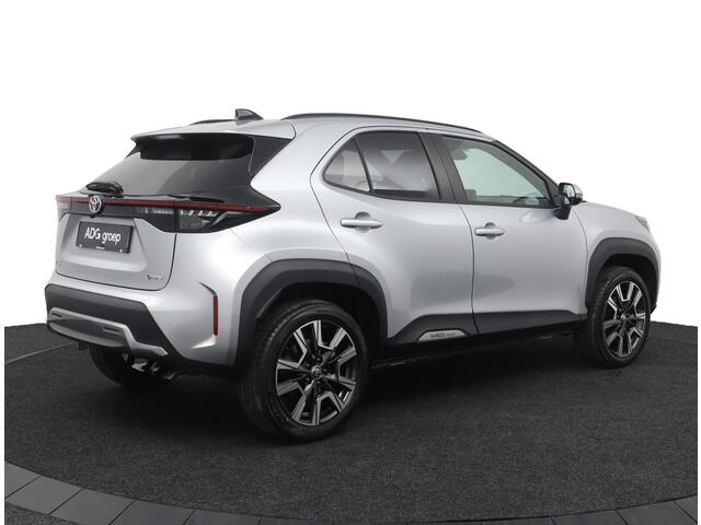 Toyota YARIS Cross 1.5 Hybrid 130 Executive | Nieuw uit voorraad leverbaar! |