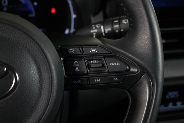 Toyota YARIS 1.5 Hybrid 115 First Edition