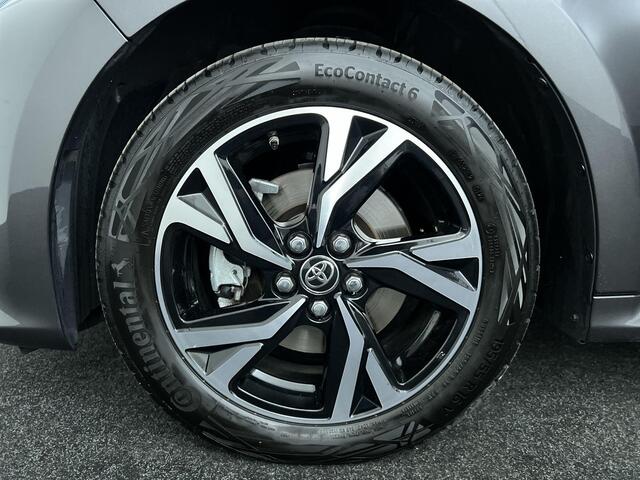 Toyota YARIS 1.5 Hybrid 115 First Edition