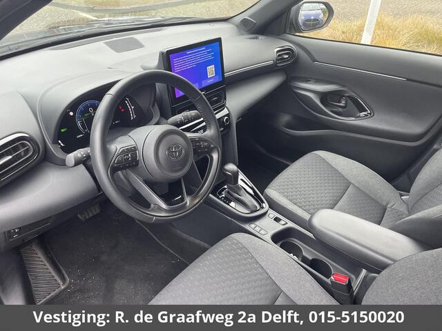 Toyota YARIS Cross 1.5 Hybrid 115 First Edition | Afneembare trekhaak | Navigatie | Apple Carplay & AndroidAUTO |