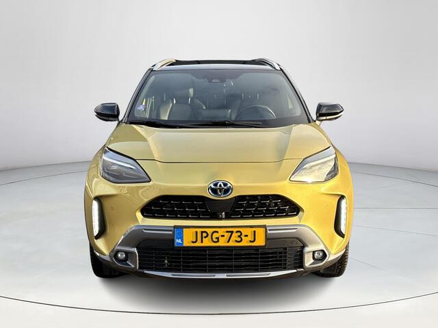 Toyota YARIS Cross 1.5 Hybrid Executive 4WD **PANO/ HEAD UP DISPLAY/ LEDER / JBL AUDIO/ NAVIGATIE / PARKEERSENSOREN/ 36 MAANDEN GARANTIE**