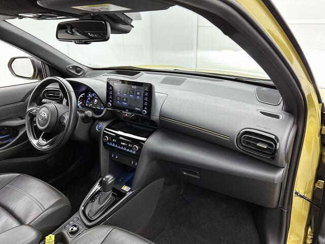 Toyota YARIS Cross 1.5 Hybrid AWD Executive | Lederenbekleding | JBL | 360 Camera |