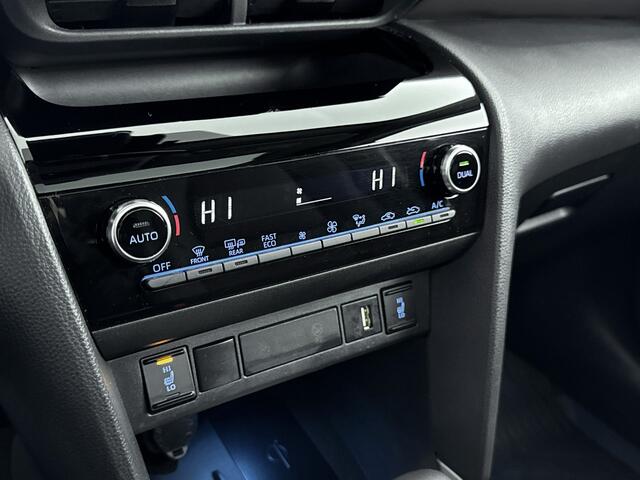 Toyota YARIS Cross 1.5 Hybrid Executive Limited Dealeronderhouden | Draadloze Telefoonlader | Stoelverwarming | Panoramadak | Achteruitrijcamera |