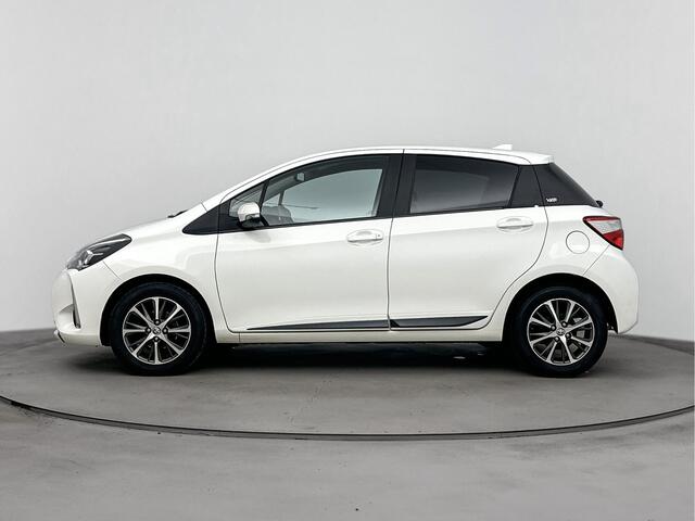 Toyota YARIS 1.5 VVT-i Y20 Limited | Stoelverwarming | Lichtmetalen Velgen | Mistlampen | Cruise Control + Climate Control | Elektrische Ramen + Spiegels |