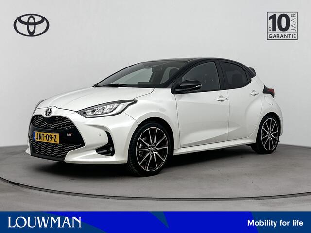 Toyota YARIS 1.5 Hybrid GR Sport | Draadloze Telefoonlader | Stoelverwarming | HUD | Parkeersensoren |