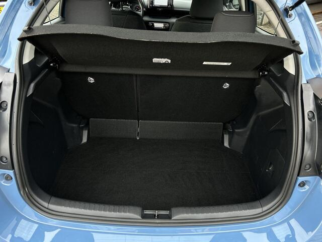 Toyota YARIS 1.5 Hybrid Active Plus RIJKLAAR | Navigatie | Camera | Climate Control | Stoelverwarming