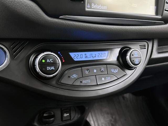 Toyota YARIS 1.5 Hybrid Dynamic Bi-Tone | Navigatie | LM velgen | Climate control | Cruise control |
