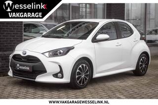toyota-yaris-1.5-hybrid-active--cl