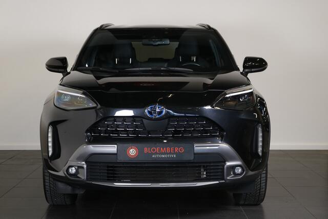 Toyota YARIS Cross 1.5 Hybrid Adventure Head-Up Display | Dode hoek sensoren | Parkeersensoren |