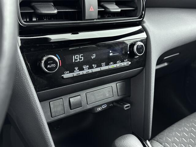 Toyota YARIS Cross 1.5 Hybrid 115 First Edition | 1E Eig! | Parkeercamera | Parkeersensoren Achter | 17'' Lichtmetalen Velgen | Navigatie |