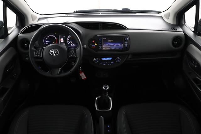 Toyota YARIS 1.5 VVT-i Aspiration | Trekhaak | Achteruitrijcamera |