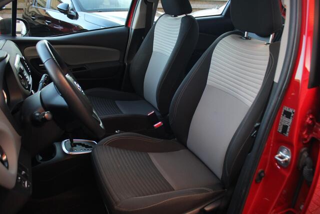 Toyota YARIS 1.5 Hybrid Active Achteruitrijcamera, Cruise Control, Airco Automatisch, Bluetooth
