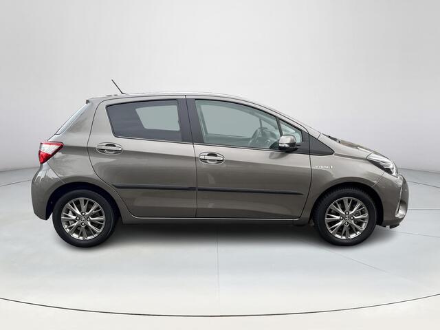 Toyota YARIS 1.5 Hybrid Dynamic | 06-10141018 Voor meer informatie