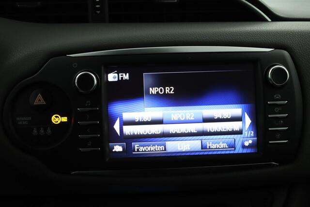 Toyota YARIS 1.5 Hybrid Active | Automaat | Airco | Cruise Control | Achteruitrijcamera | Bluetooth |