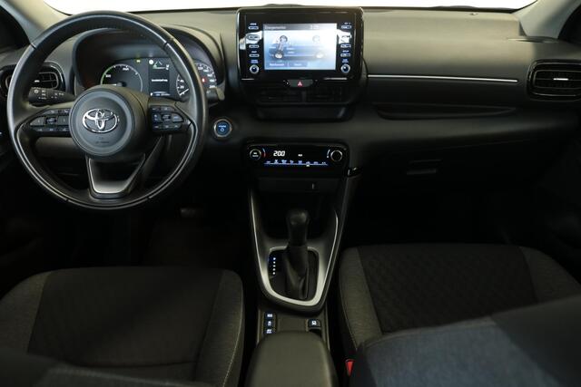 Toyota YARIS 1.5 Hybrid Active, Adaptive Cruisecontrole, Camera, Apple Carplay / Android Auto, Keyless!