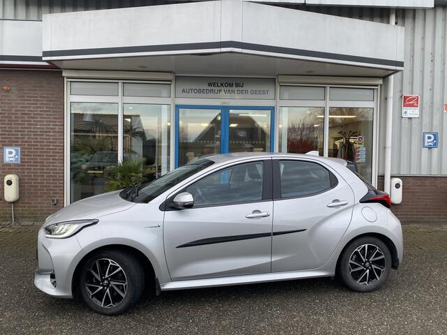 Toyota YARIS 1.5 Hybrid First Edition
