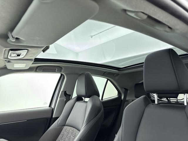 Toyota YARIS Cross 1.5 Hybrid Executive Limited | Glazen Panoramadak | Half-Leder Interieur |