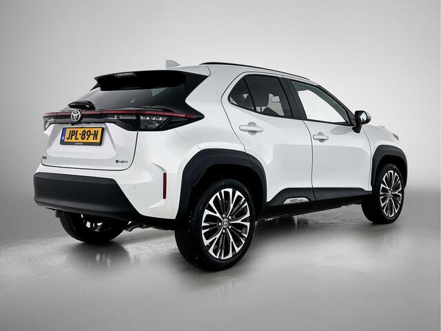 Toyota YARIS Cross 1.5 Hybrid 130 Executive | Premium uitgevoerd |