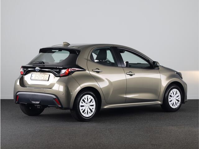 Toyota YARIS 1.5 Hybrid Active | Parkeersensoren achter | Navigatie | Cruise Control | Parkeercamera |