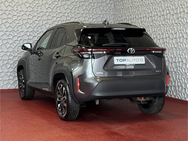 Toyota YARIS Cross 1.5 HYBRID DYNAMIC CAMERA LED ZWARTE HEMEL STOEL/STUUR VERW. 17''LMV KEYLESS