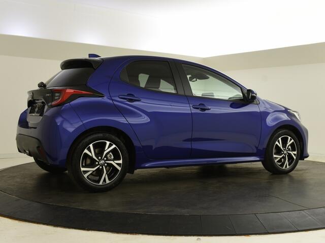 Toyota YARIS 1.5 Hybrid 115 Style | PDC V+A | BSM | Stuur en Stoelverwarming