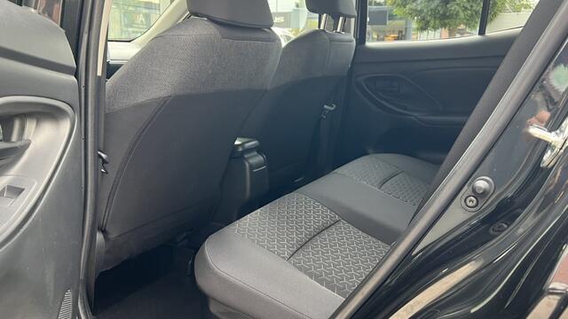 Toyota YARIS Cross 1.5 Hybrid Dynamic | Navi | Camera | Cruise