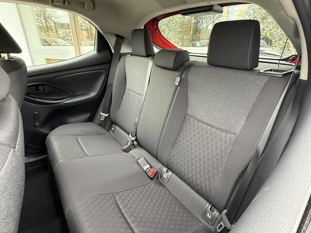 Toyota YARIS 1.5 Hybrid Active | Camera | Climate Control | Carplay