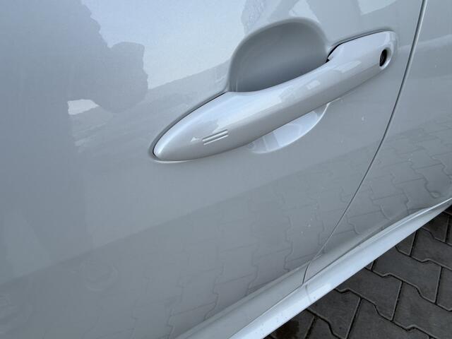 Toyota YARIS 130 Hybrid Executive