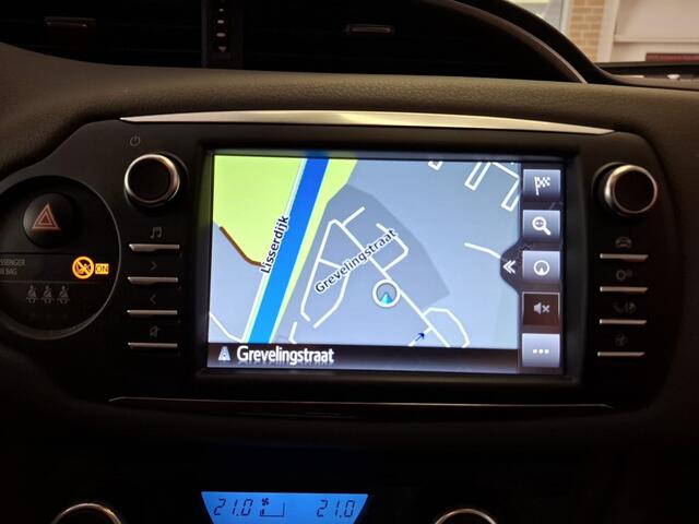 Toyota YARIS 1.5 Hybride Active, Navigatie, Camera, 12 mnd Bovag garantie