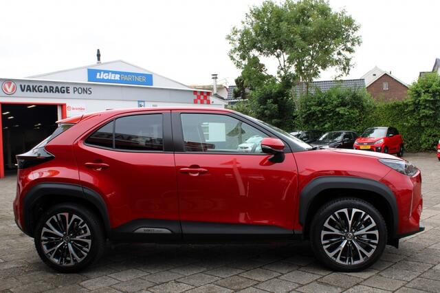 Toyota YARIS Cross 1.5 Hybrid | Elek A-Klep | 360 Cam | Stuur + Stoel verwarming