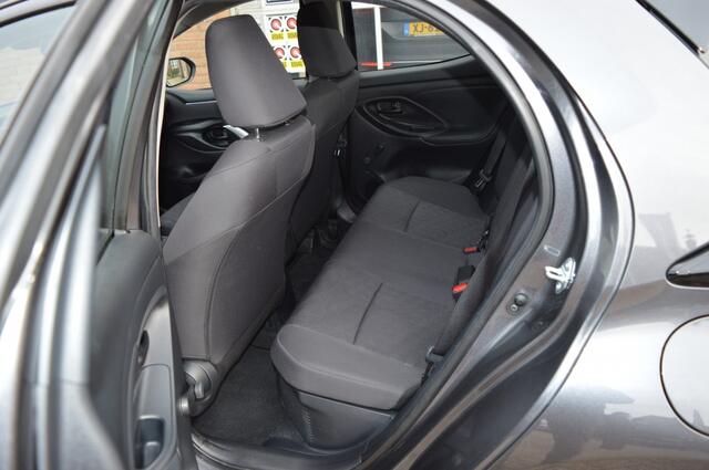 Toyota YARIS 1.5 Hyb. 115 Active, Camera, Apple Carplay/Android Auto | Adapti