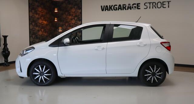 Toyota YARIS 1.0 VVT-i Comfort | dealer oh. | oh. boekje | 4 nw All-seasons