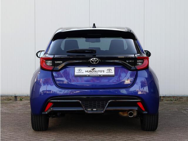Toyota YARIS 1.5 Hybrid 130 GR Sport | Bi-Tone | Leder/Alcantara | Dodehoek