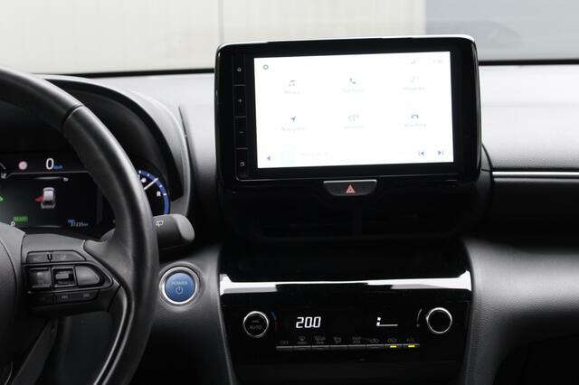 Toyota YARIS Cross 1.5 Hybrid Team D PDC / Stoelverwarming / Navigatie / BSM