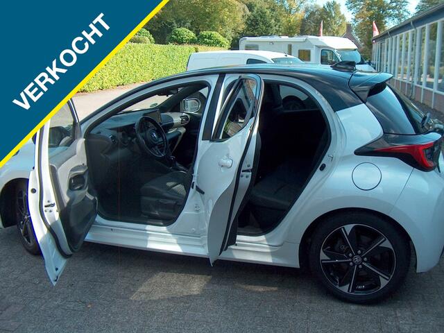 Toyota YARIS 1.5 Hyb. Launch Ed.