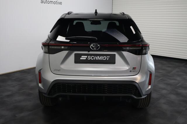 Toyota YARIS Cross 1.5 Hyb 130 GR Sport Automaat | Camera | Winter Pakket | Keyless