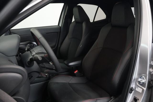 Toyota YARIS Cross 1.5 Hyb 130 GR Sport Automaat | Camera | Winter Pakket | Keyless