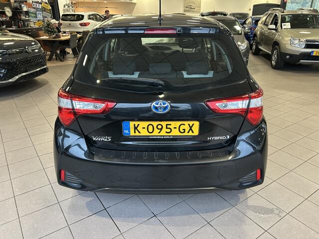 Toyota YARIS 1.5 Hyb. Active 75 DKM BJ 2020 !!!