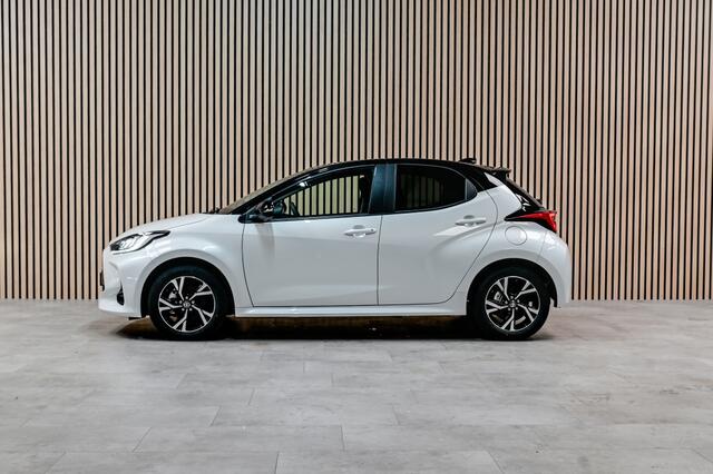 Toyota YARIS Yaris 1.5 | DYNAMIC | CARPLAY | STOELVERWARMING | STUURVERWARMIN