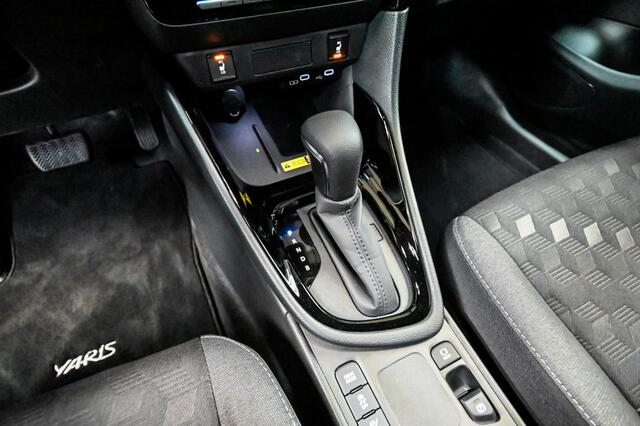 Toyota YARIS Yaris 1.5 | DYNAMIC | CARPLAY | STOELVERWARMING | STUURVERWARMIN