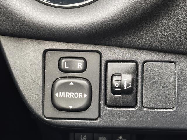 Toyota YARIS 1.5 Hybrid Dynamic | Cruise | Stoelverwarming | Achteruitrijcame