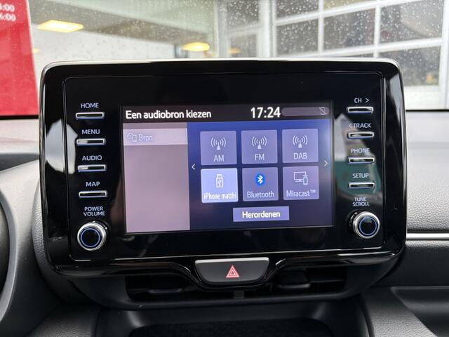 Toyota YARIS 1.5 Hybrid Dynamic | All season | Apple CarPlay/Android auto |