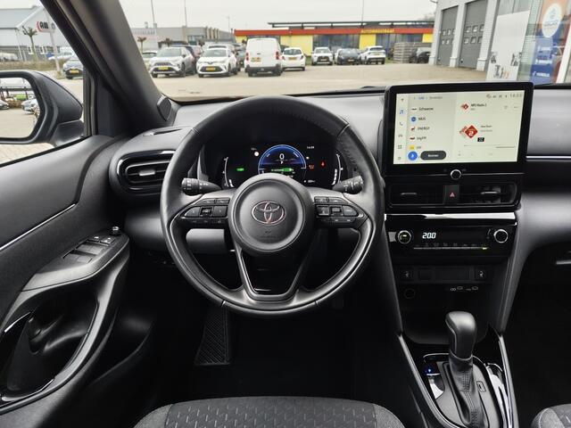 Toyota YARIS Cross 1.5 Hybrid 115 First Edition | Sensoren v/a | Stuur- Stoelverwar