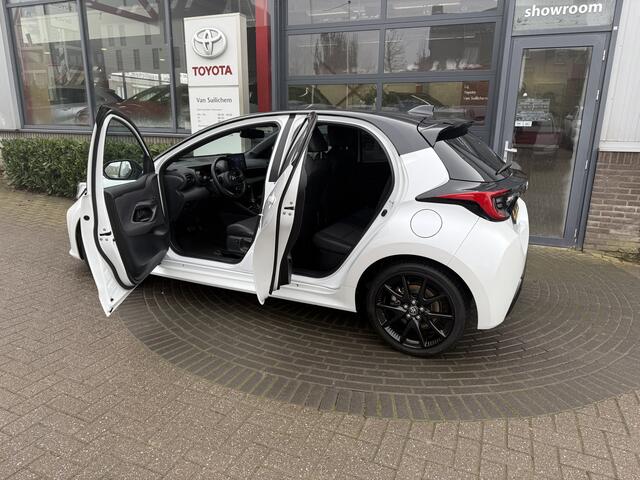 Toyota YARIS 1.5 Hybrid Executive
